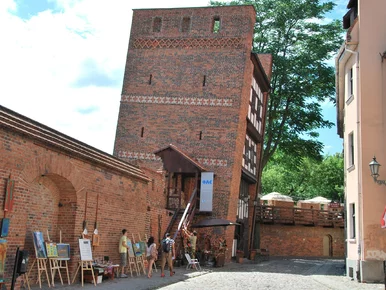 Miniatura: QUIZ. Gdzie znajduje się ten zabytek?...