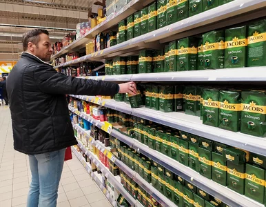 Miniatura: Ta kawa zniknie z Rosji. Firma opuszcza rynek