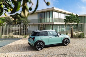 Mini Cooper S w&nbsp;linii stylistycznej Classic