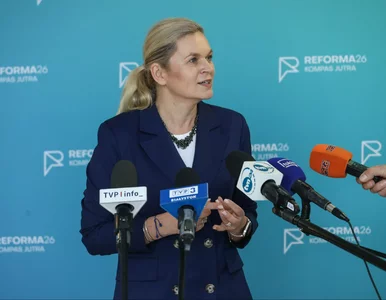 Miniatura: Wrze po decyzji MEN, politycy reagują....