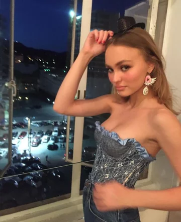 Lily-Rose Depp 