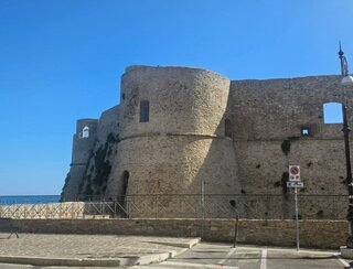 Zamek Aragoński, Ortona, Abruzja