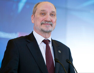 Miniatura: Antoni Macierewicz o barierze na granicy....