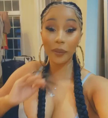 Cardi B 