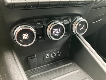 Renault Captur E-Tech 145 full hybrid