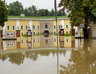 Miniatura: Odszkodowanie od powodzi. Ubezpieczyciele...