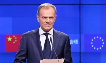 Donald Tusk jest aktywny w mediach społecznościowych. Na nagraniu udostępnionym w czwartek, pochwalił się swoim wnukiem, który nie wiedzieć czemu nazywał szefa Rady Europejskiej...