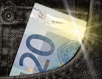 Miniatura: Włosi ukrywają swoje dochody. 6 mld euro...