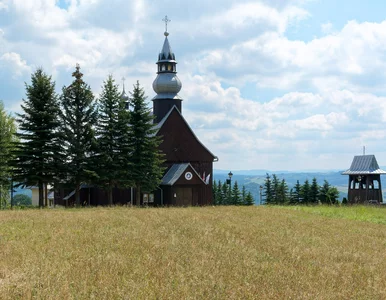 Miniatura: Piękna polska wieś pośrodku półwyspu....