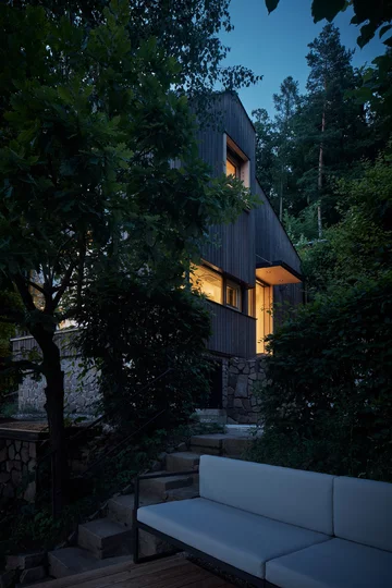 Drewniany domek nad jeziorem, projekt Prodesi / Domesi Linka, domek nad jeziorem, Prodesi/Domesi