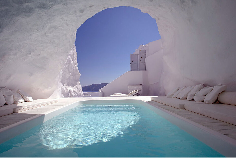 W tym basenie na greckiej wyspie Santorini (fot. katikies.com)