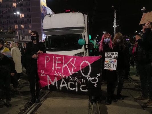 Miniatura: Strajk Kobiet na ulicach Warszawy....