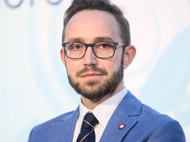 Miniatura: Seniorzy chcą się szczepić. Teraz system...
