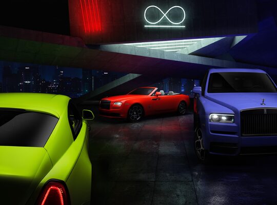 Miniatura: Neonowe Rolls-Royce'y Neon Nights