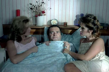 A to kadr z filmu: