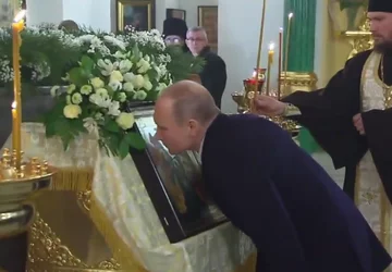 Putin w klasztorze Niłowo-Stołobieńskim 