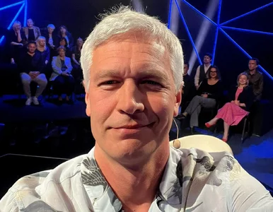 Miniatura: Żebrowski sparodiował gest Nawrockiego....