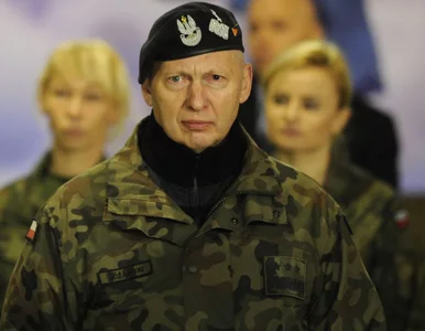 Miniatura: Gen. Różański dla „Wprost”: „Na szczytach...