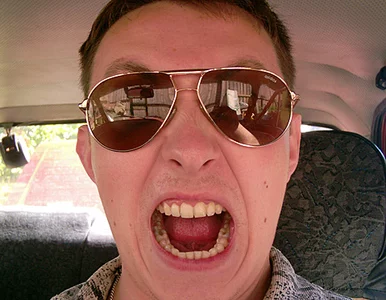 Miniatura: Prowadzisz? Śpiewaj i używaj klaksonu