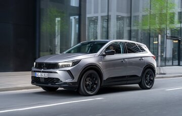 Nowy Opel Grandland Hybrid