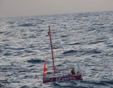 Miniatura: Polski żeglarz uratowany na Atlantyku....