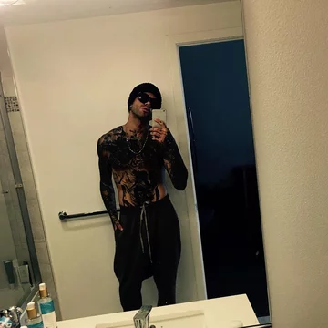Miles Richie 