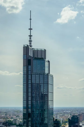 Varso Tower 