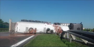 Wypadek cysterny wiozącej czekoladę 