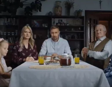 Miniatura: „Zwykła polska rodzina” w spocie Koalicji...
