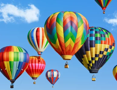 Miniatura: Nowa moda na panieńskie i kawalerskie...