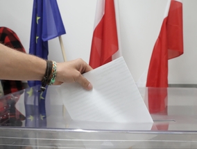 Miniatura: Eurowybory 2024. Drugi late poll przynosi...