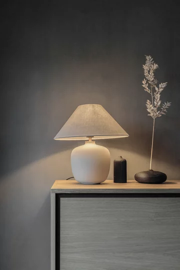 Dom drewniany całoroczny modułowy Falcon House, projekt brytyjskiej pracowni Koto 