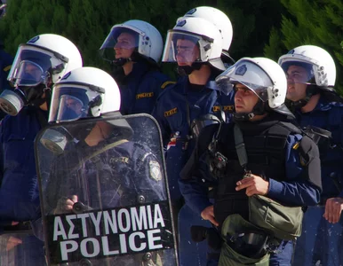 Miniatura: 89-latek oddał strzały w greckim ZUS,...