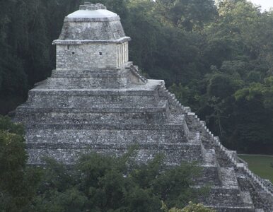 Miniatura: Piramida sprzed 2,3 tys. lat przerobiona...