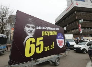 Billboard z Beatą Szydło 