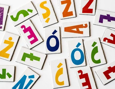 Miniatura: Morderczy QUIZ z ortografii. Zapommnij o...