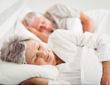 Zaburzenia rytmu snu u seniorów. Jak można pomóc?