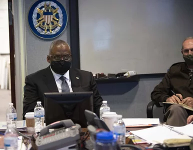 Miniatura: Rosyjscy generałowie odrzucają połączenia...