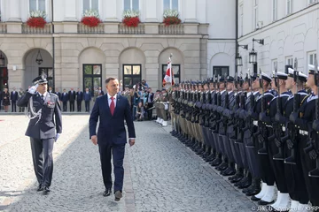 Nominacje generalskie przed Pałacem Prezydenckim 