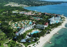 Miniatura: Mieszkańcy wyspy chcą powrotu turystów....