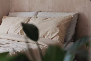 Śródziemnomorski klimat w pochmurnym Londynie, projekt Red Deer downloadfor.press, red deer