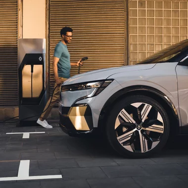 Megane E-Tech Elektryczny