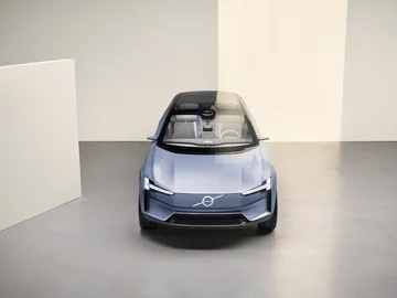 Volvo Concept Recharge 