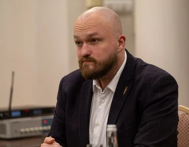 Miniatura: Poseł Konfederacji na zdjęciu ze...