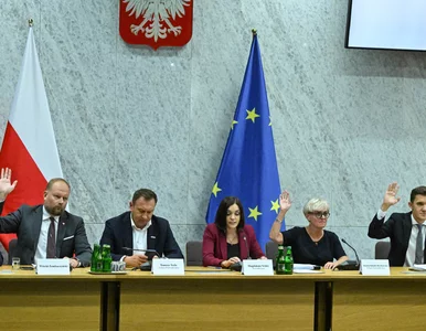 Miniatura: Komisja ds. Pegasusa przyjęła raport...