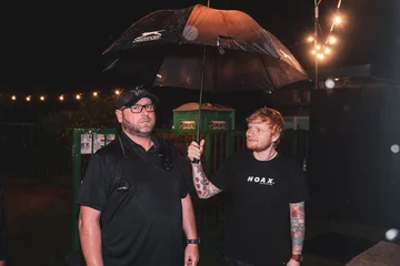 Ed Sheeran i jego ochroniarz 