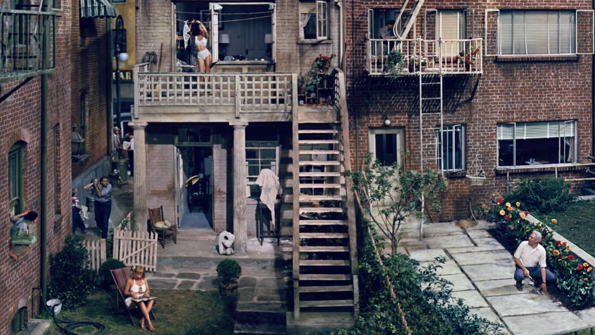 Kadr z filmu „Okno na podwórze” 