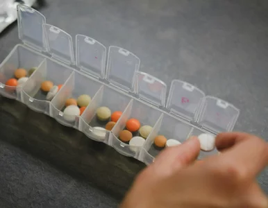 Miniatura: Fala zatruć w szpitalu psychiatrycznym....