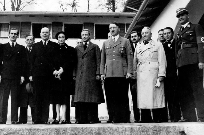 Książę i księżna Windsoru z Adolfem Hitlerem w 1937 roku