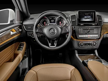 Mercedes GLE (fot. Mercedes)